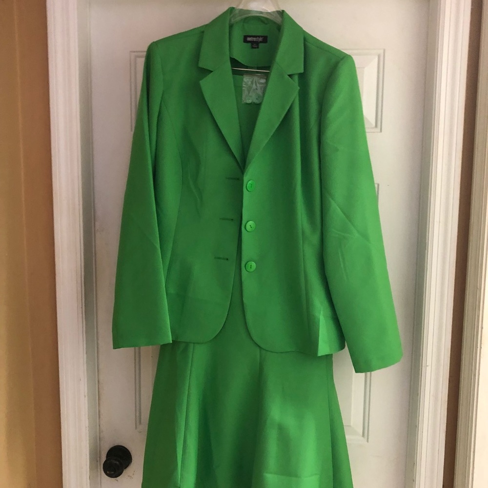 Maxi skirt suit